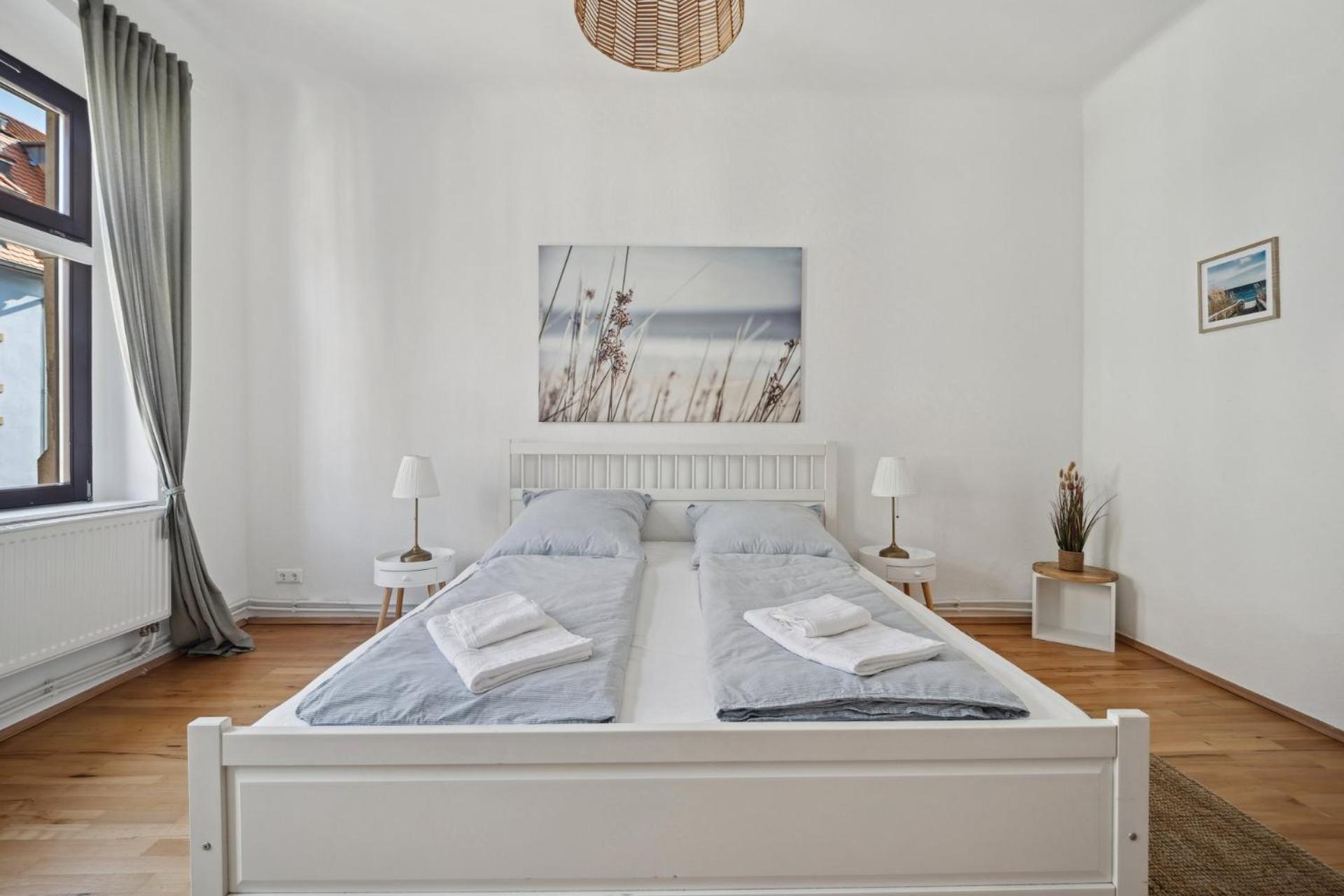 Helle Altbauwohnung 3 Zimmer & Balkon - Nahe Tu & Zentrum Apartment *